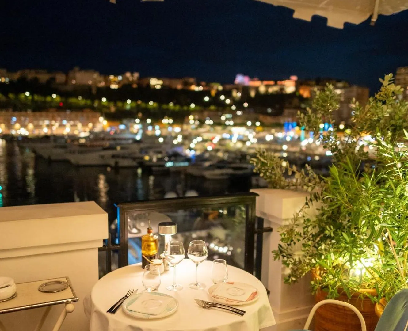 Port Palace Monte Carlo 4*,  Monaco