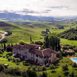 https://agriturismo-lucestraia.it-tuscanyhotel.com
